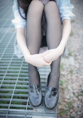 悬崖之上免费观看完整版高清电影
